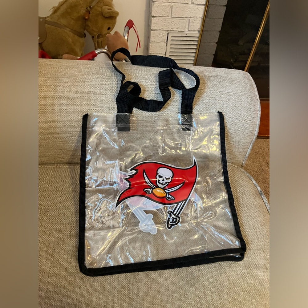 NFL Tampa bay buccaneers clear stadium bag